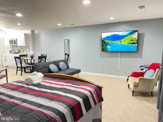 4034 BELTSVILLE RD, Beltsville, MD 20705