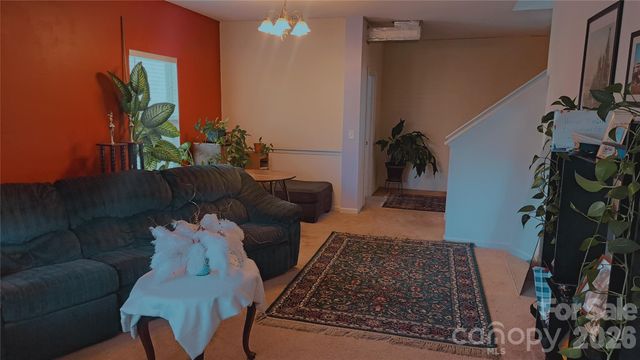 7736 Ponderosa Pine Lane, Charlotte, NC 28215