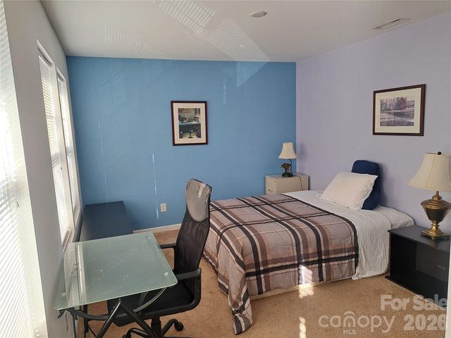 7736 Ponderosa Pine Lane, Charlotte, NC 28215