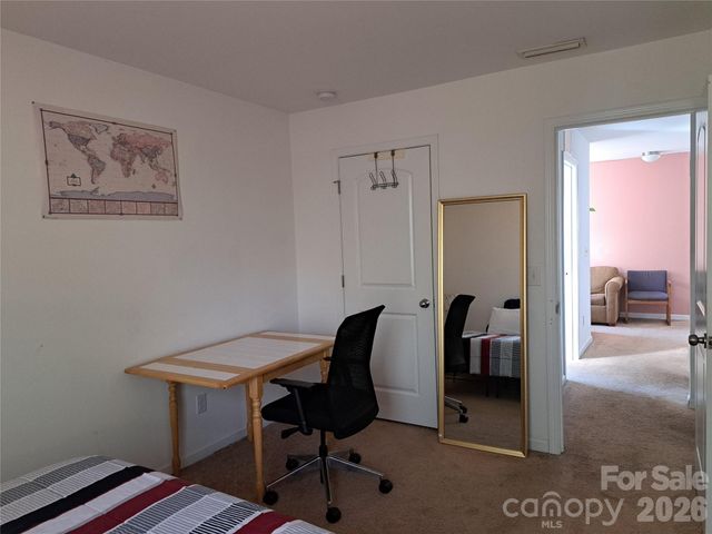 7736 Ponderosa Pine Lane, Charlotte, NC 28215