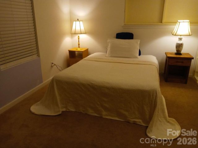 7736 Ponderosa Pine Lane, Charlotte, NC 28215