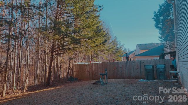 7736 Ponderosa Pine Lane, Charlotte, NC 28215