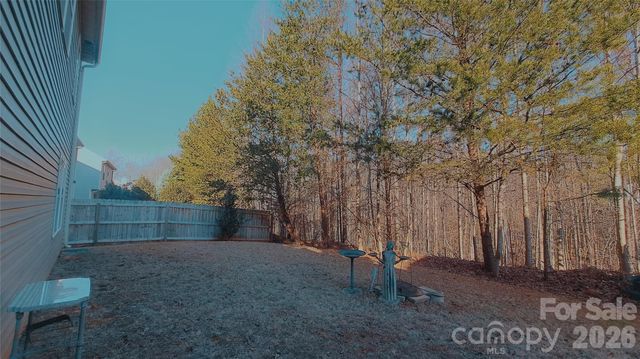 7736 Ponderosa Pine Lane, Charlotte, NC 28215