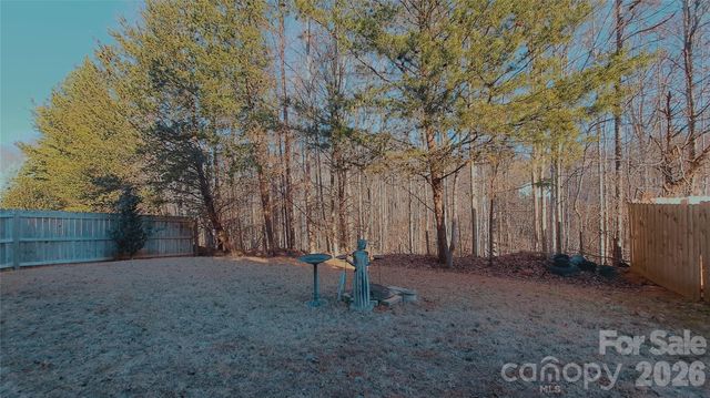 7736 Ponderosa Pine Lane, Charlotte, NC 28215