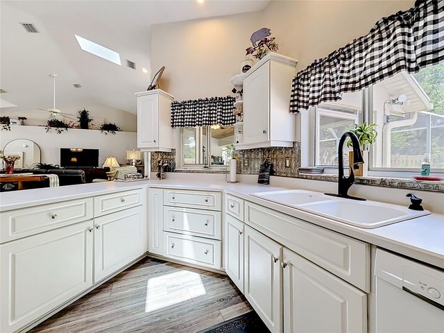 3025 SE 41ST STREET, Ocala, FL 34480