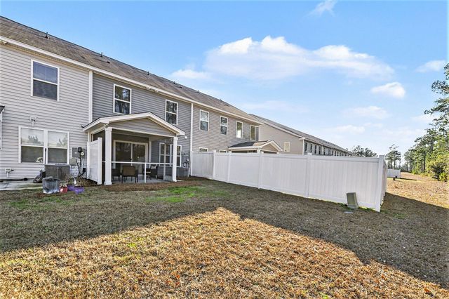 699 Hilchot Drive, Summerville, SC 29486