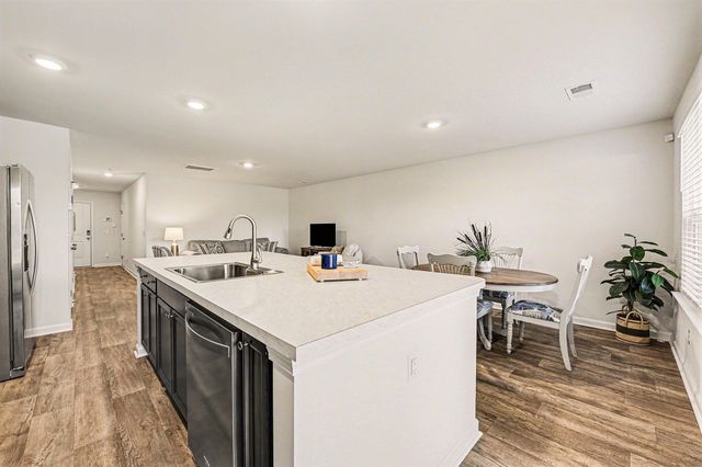 699 Hilchot Drive, Summerville, SC 29486