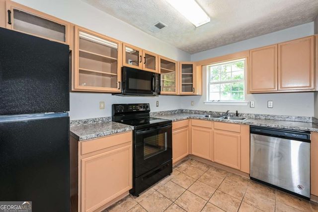 6560 Wellington Chase Court, Lithonia, GA 30058