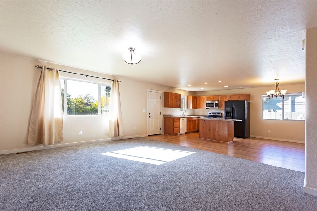 2525 Red Osier Court, Missoula, MT 59804 photo 5