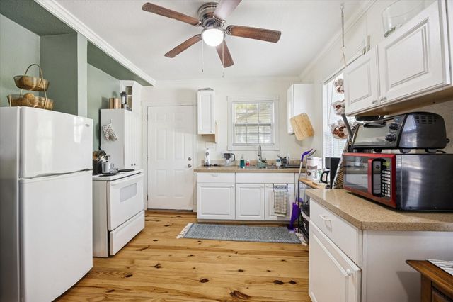 1218 & 1216 Paul Quinn Street, Houston, TX 77091