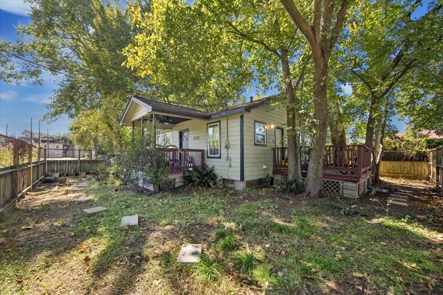 1218 & 1216 Paul Quinn Street, Houston, TX 77091