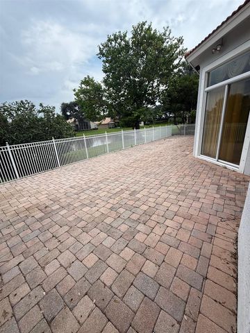 12039 Oakvista Drive, Boynton Beach, FL 33437