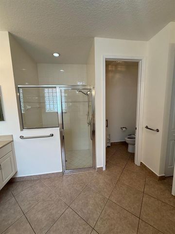 12039 Oakvista Drive, Boynton Beach, FL 33437