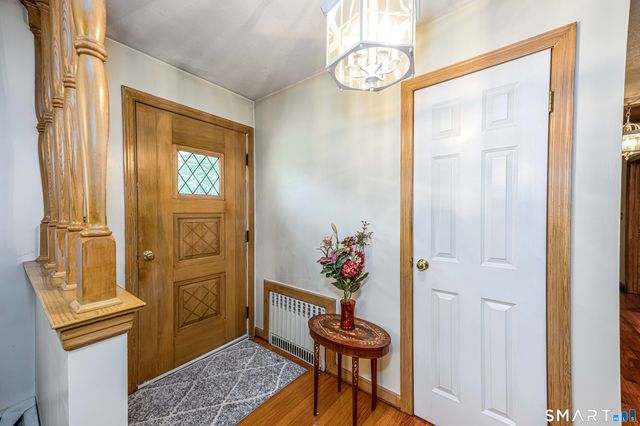 56 Sherman Terrace, North Haven, CT 06473