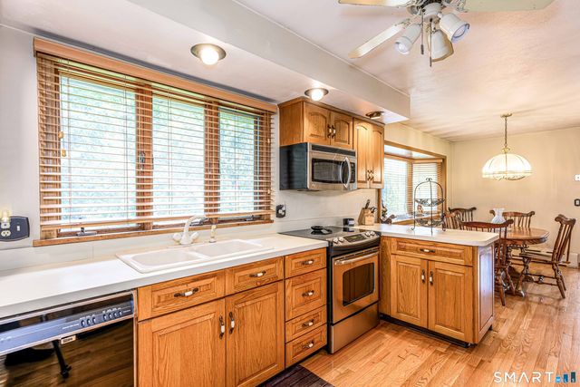 56 Sherman Terrace, North Haven, CT 06473