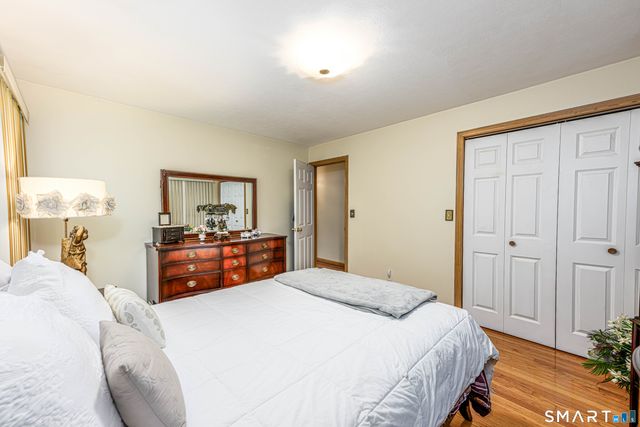 56 Sherman Terrace, North Haven, CT 06473