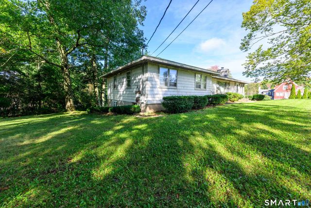 56 Sherman Terrace, North Haven, CT 06473