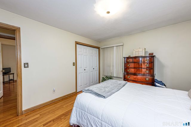 56 Sherman Terrace, North Haven, CT 06473