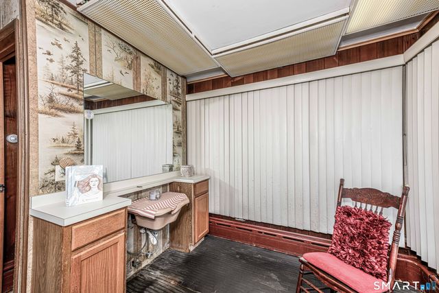 56 Sherman Terrace, North Haven, CT 06473