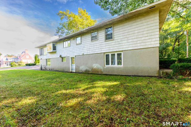 56 Sherman Terrace, North Haven, CT 06473