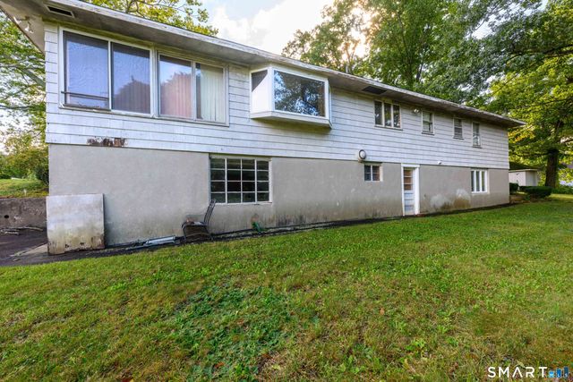 56 Sherman Terrace, North Haven, CT 06473