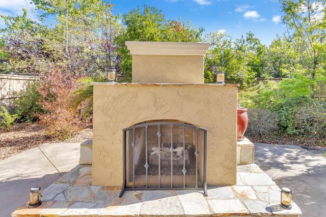 307 Bannerman Ct, El Dorado Hills, CA 95762