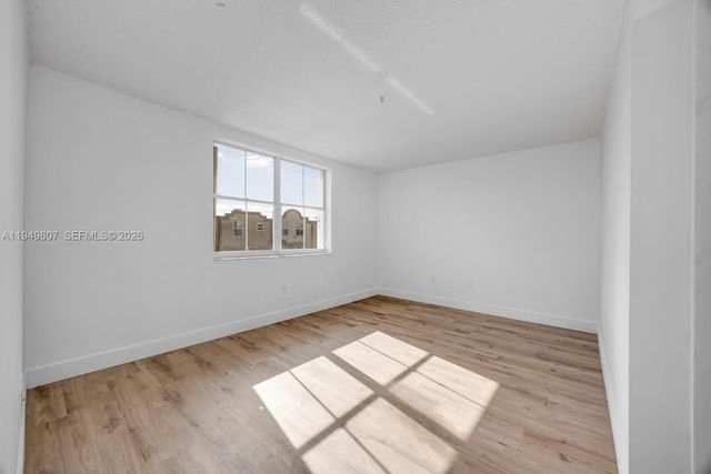 390 NW 86th Ct 803, Miami, FL 33126