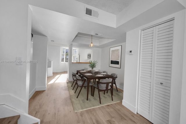 390 NW 86th Ct 803, Miami, FL 33126