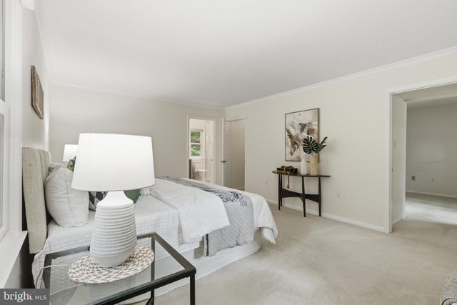 10811 MIDSUMMER DR, Reston, VA 20191