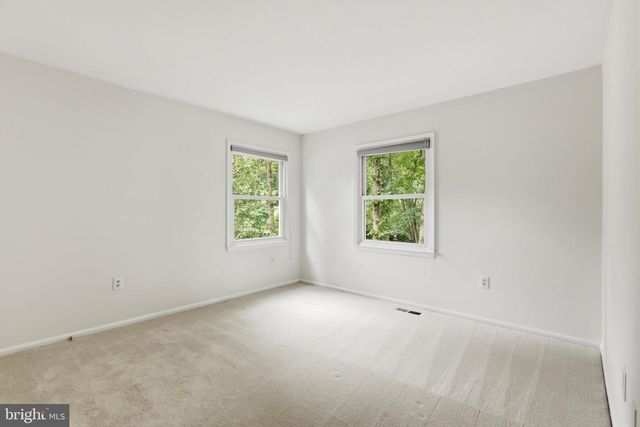 10811 MIDSUMMER DR, Reston, VA 20191