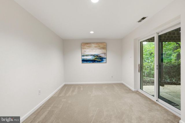10811 MIDSUMMER DR, Reston, VA 20191