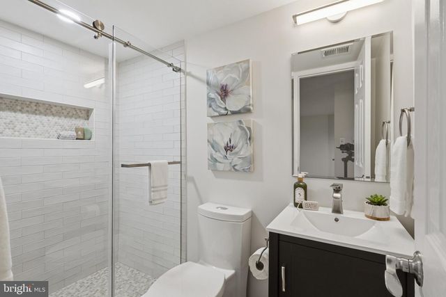 10811 MIDSUMMER DR, Reston, VA 20191