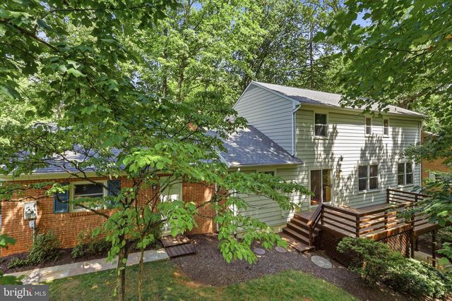 10811 MIDSUMMER DR, Reston, VA 20191