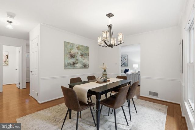 10811 MIDSUMMER DR, Reston, VA 20191