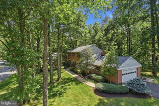 10811 MIDSUMMER DR, Reston, VA 20191