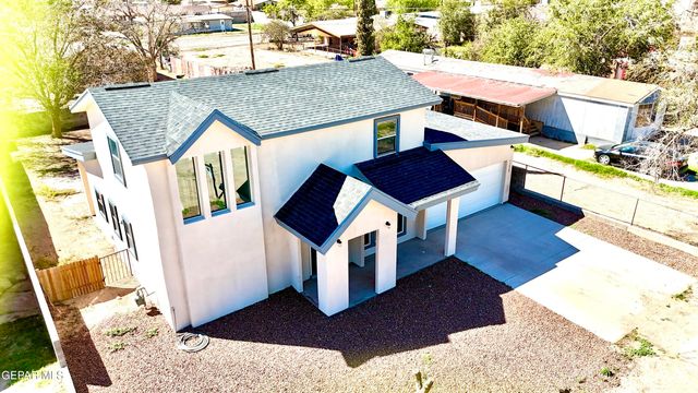 11420 DORIS Road, Socorro, TX 79927