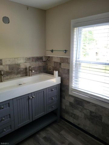 47 River Rd, Montville Twp., NJ 07045