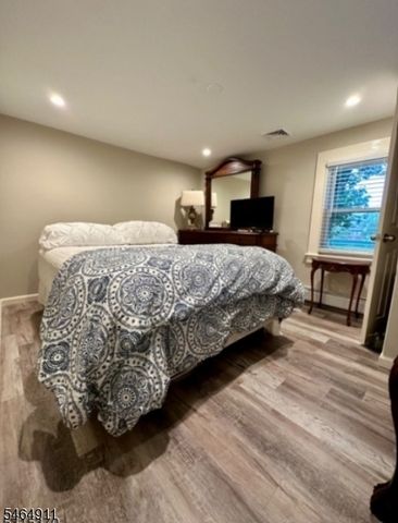 47 River Rd, Montville Twp., NJ 07045
