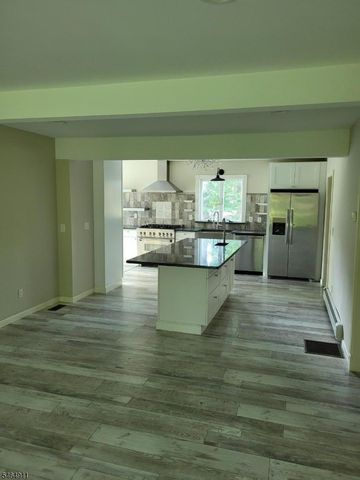 47 River Rd, Montville Twp., NJ 07045