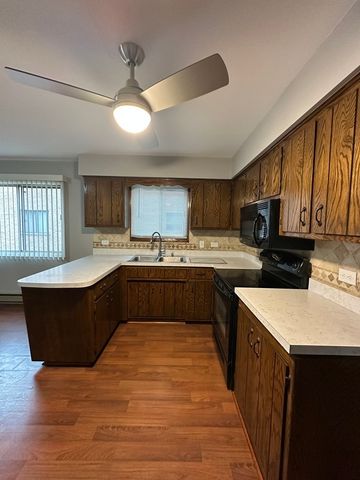 6334 W 65th Street 2N, Chicago, IL 60638