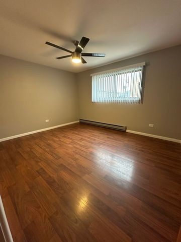 6334 W 65th Street 2N, Chicago, IL 60638