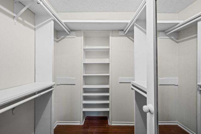 9804 Knoxville Avenue, Lubbock, TX 79423