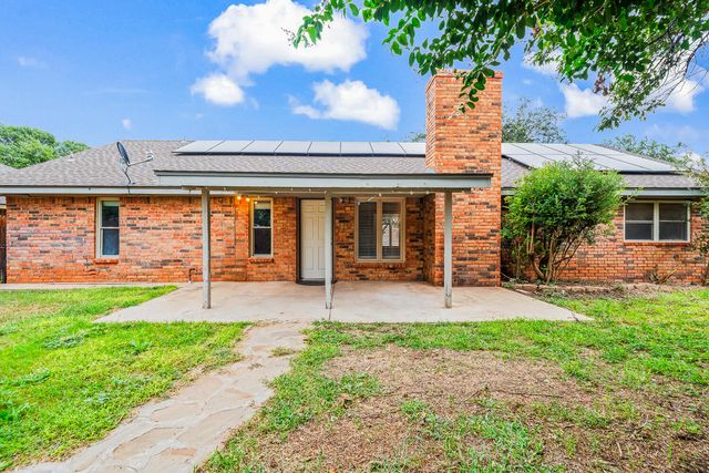 9804 Knoxville Avenue, Lubbock, TX 79423