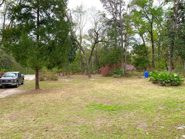 11651 NW 127 LANE, Chiefland, FL 32626