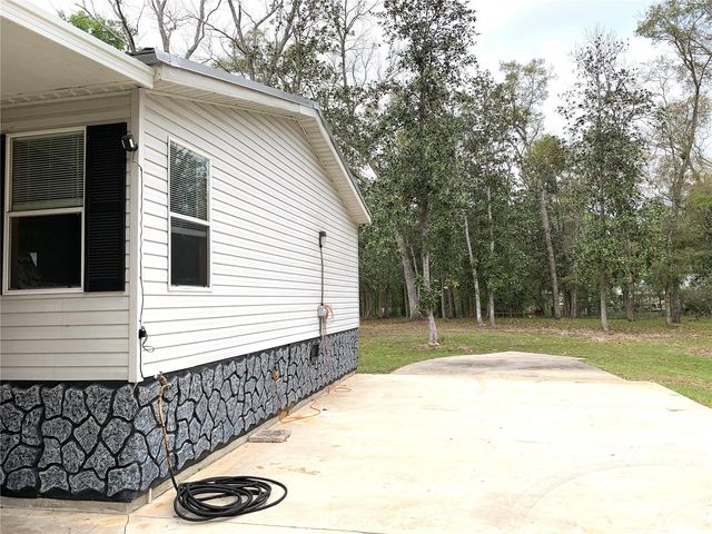 11651 NW 127 LANE, Chiefland, FL 32626