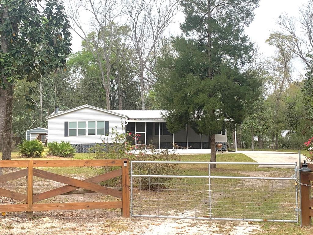 11651 NW 127 LANE, Chiefland, FL 32626