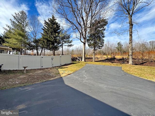 401 BUTTERNUT CT, La Plata, MD 20646