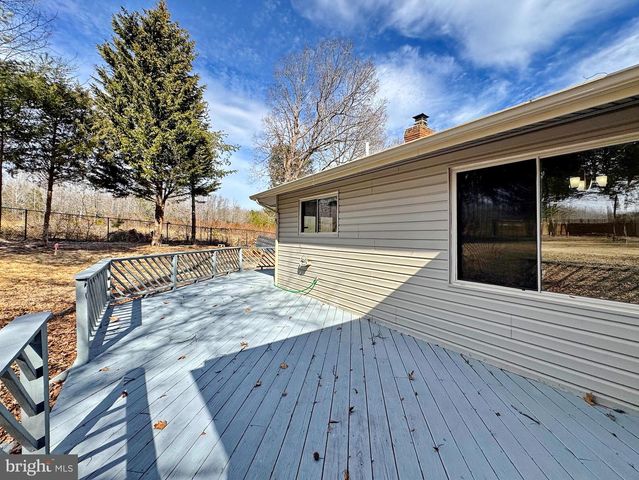 401 BUTTERNUT CT, La Plata, MD 20646