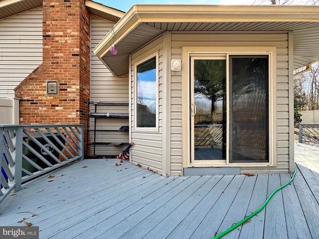 401 BUTTERNUT CT, La Plata, MD 20646