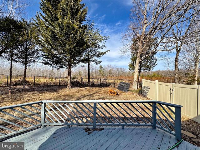 401 BUTTERNUT CT, La Plata, MD 20646